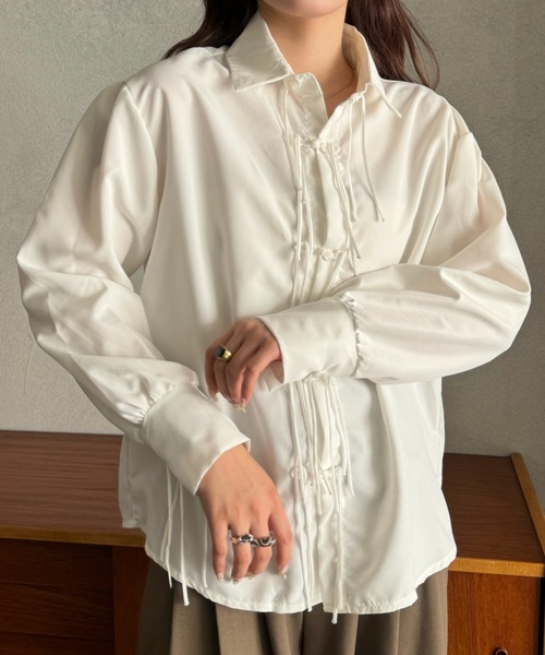 efill（エフィル）の「タッセル ボタン レディース シャツ（シャツ/ブラウス・レディース・ホワイト・FREE）」の7枚目の写真