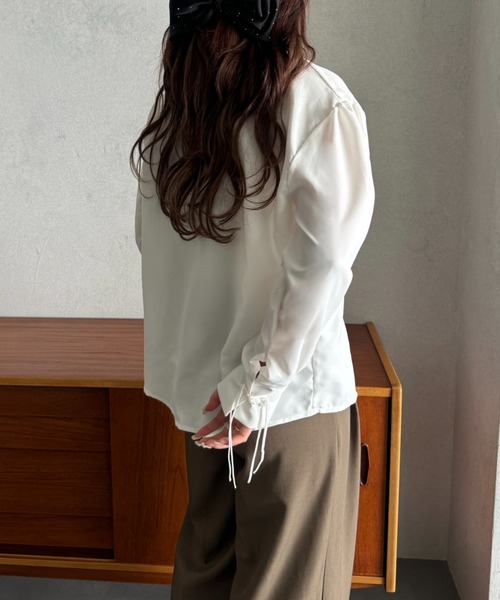 efill（エフィル）の「タッセル ボタン レディース シャツ（シャツ/ブラウス・レディース・ホワイト・FREE）」の19枚目の写真