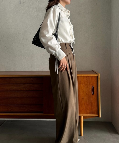 efill（エフィル）の「タッセル ボタン レディース シャツ（シャツ/ブラウス・レディース・ホワイト・FREE）」の11枚目の写真