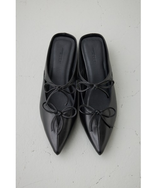 AZUL by moussy（アズールバイマウジー）の「リボンベルトポインテッドパンプス（パンプス・レディース・ブラック/シルバー・SMALL/MEDIUM/LARGE）」の6枚目の写真