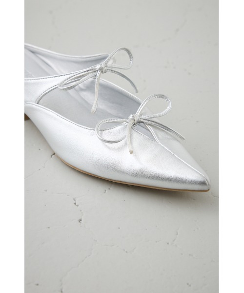 AZUL by moussy（アズールバイマウジー）の「リボンベルトポインテッドパンプス（パンプス・レディース・ブラック/シルバー・SMALL/MEDIUM/LARGE）」の18枚目の写真
