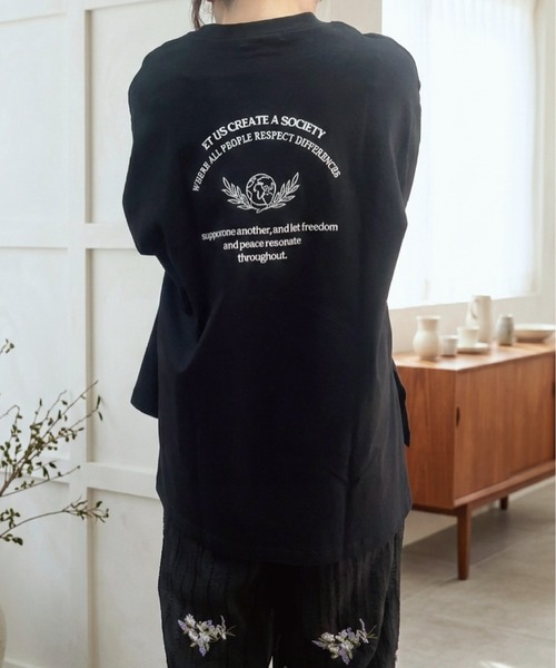 SOTT（ソット）の「バックロゴ刺繍オーバーサイズT（Tシャツ/カットソー・レディース・ブラック/オフホワイト・FREE）」の16枚目の写真