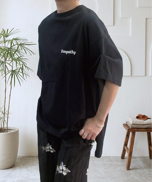 SOTT（ソット）の「バックロゴ刺繍オーバーサイズT（Tシャツ/カットソー・レディース・ブラック/オフホワイト・FREE）」の18枚目の写真