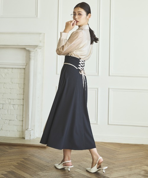 AND COUTURE（アンドクチュール）の「リボンタイ付きオーガンジーシャツ（シャツ/ブラウス・レディース・ベージュ/ブルー/オフホワイト・FREE）」の6枚目の写真