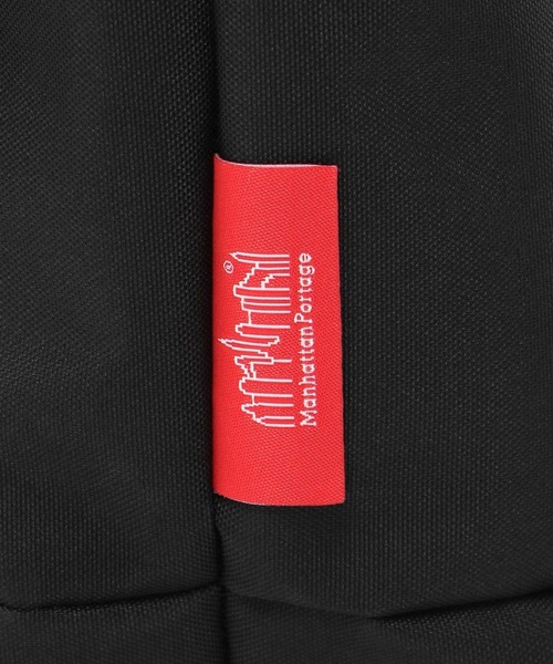 Manhattan Portage（マンハッタンポーテージ）の「Manhattan Portage/マンハッタンポーテージ ショルダーバック Pacific Nylon Messenger Bag JR Flap Zipper Pocket W/ Divider MP1605JRFZDHPWP（ショルダーバッグ・メンズ・ブラック・FREE）」の6枚目の写真