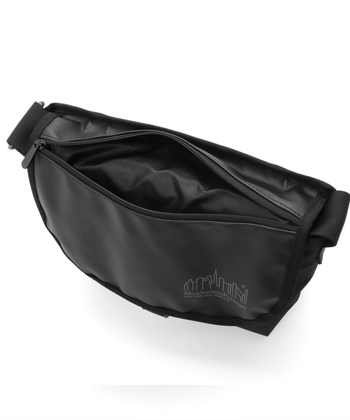 Manhattan Portage（マンハッタンポーテージ）の「Manhattan Portage/マンハッタンポーテージ ショルダーバック Pacific Nylon Messenger Bag JR Flap Zipper Pocket W/ Divider MP1605JRFZDHPWP（ショルダーバッグ・メンズ・ブラック・FREE）」の14枚目の写真