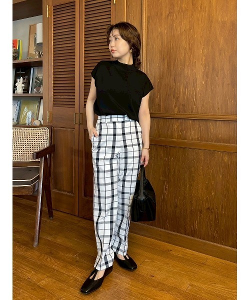 Mila Owen(ミラオーウェン)の「【UV加工】【ウォッシャブル】ハイネックブラウジングニットプルオーバー(ニット/セーター・レディース・ブラック/その他/ホワイト/ダークブラウン/ミント・0/1)」の15枚目の写真