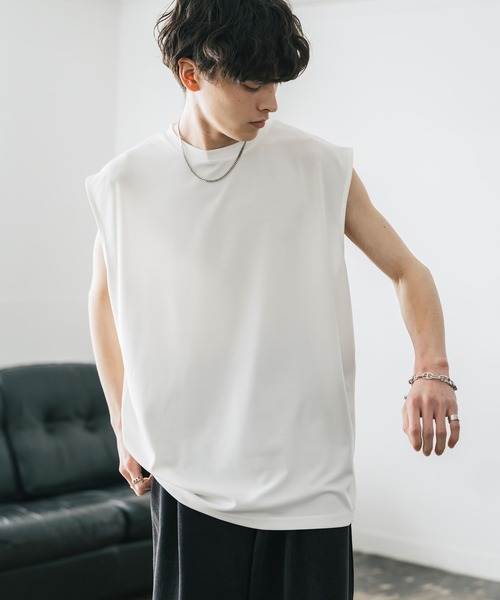 Rocky Monroe(ロッキーモンロー)の「接触冷感 ポンチストレッチビッグシルエットノースリーブカットソー(タンクトップ・メンズ・ネイビー/ブラック/グレー/チャコール/ホワイト・XL/L/M)」の8枚目の写真