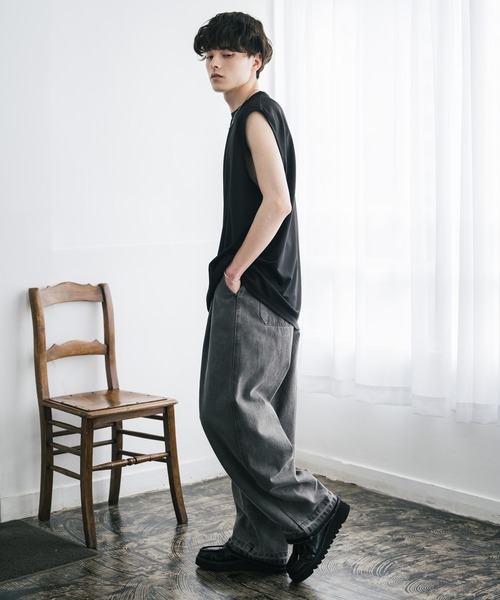 Rocky Monroe(ロッキーモンロー)の「接触冷感 ポンチストレッチビッグシルエットノースリーブカットソー(タンクトップ・メンズ・ネイビー/ブラック/グレー/チャコール/ホワイト・XL/L/M)」の15枚目の写真