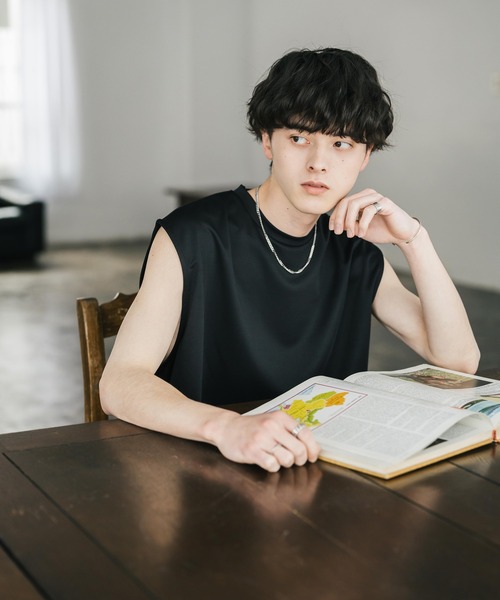 Rocky Monroe(ロッキーモンロー)の「接触冷感 ポンチストレッチビッグシルエットノースリーブカットソー(タンクトップ・メンズ・ネイビー/ブラック/グレー/チャコール/ホワイト・XL/L/M)」の17枚目の写真