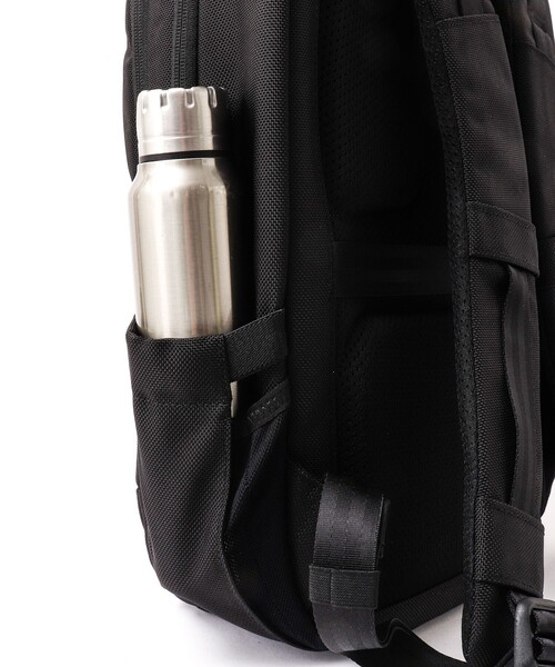 incase(インケース)の「【Incase/インケース】Tracks Backpack 18L(バックパック/リュック・メンズ・ブラック・FREE)」の12枚目の写真