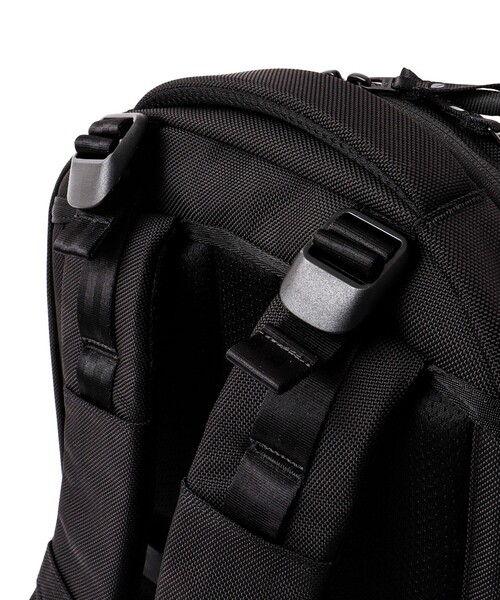 Incase/インケース】Tracks Backpack 18L（バックパック/リュック