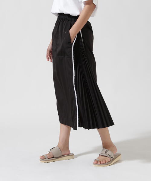 DROIT BELLO（ドロイトベロ）の「DROIT BELLO（ドロイトベロ）サイドZIPプリーツスカート（スカート・レディース・ベージュ/ブラック・M/S）」の7枚目の写真