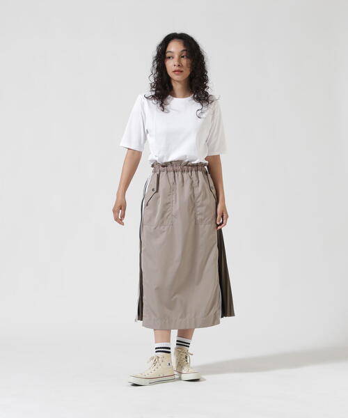 DROIT BELLO（ドロイトベロ）の「DROIT BELLO（ドロイトベロ）サイドZIPプリーツスカート（スカート・レディース・ベージュ/ブラック・M/S）」の18枚目の写真