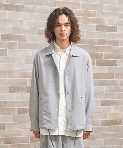 J.PRESS YORK STREET(ジェイプレスヨークストリート)の「【UNISEX】リネンライク コーチジャケット(ブルゾン・メンズ・ブラウン系/ライトグレー系/ブラック系・SMALL/MEDIUM/LARGE)」の2枚目の写真