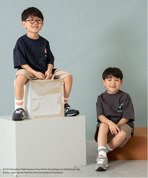 and D. petit main（アンドディープティマイン）の「【マインクラフト】【親子リンク】KIDS武器TEE（Tシャツ/カットソー・キッズ・ネイビー/チャコール・100cm/140cm/110cm/150cm/130cm/120cm）」の10枚目の写真
