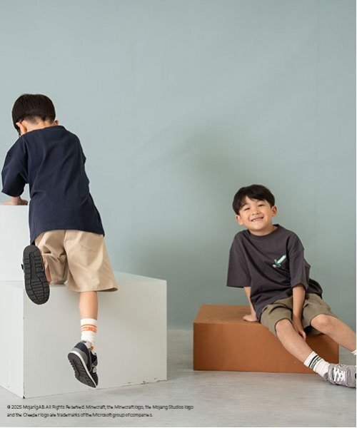 and D. petit main（アンドディープティマイン）の「【マインクラフト】【親子リンク】KIDS武器TEE（Tシャツ/カットソー・キッズ・ネイビー/チャコール・100cm/140cm/110cm/150cm/130cm/120cm）」の12枚目の写真