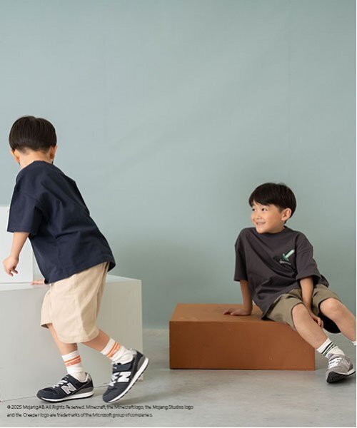 and D. petit main（アンドディープティマイン）の「【マインクラフト】【親子リンク】KIDS武器TEE（Tシャツ/カットソー・キッズ・ネイビー/チャコール・100cm/140cm/110cm/150cm/130cm/120cm）」の13枚目の写真