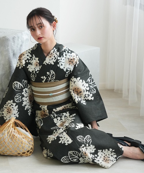 utatane(ウタタネ)の「選べる浴衣3点セット utataneオリジナル 国内染色 小袋帯(浴衣・レディース・ホワイト系1/グリーン系1/グリーン系3/ベージュ系1/ブルー系2/ネイビー系1/グリーン系2/グレー系1/ブルー系3/ブルー系1/ベージュ系2・FREE)」の7枚目の写真