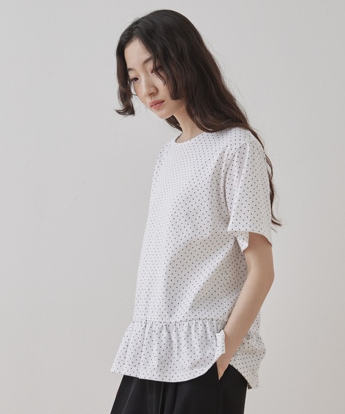 Unblend(アンブレンド)の「【Unblend】裾フリル ドット柄 ハーフスリーブTシャツ(Tシャツ/カットソー・レディース・ブラック/ホワイト・FREE)」の7枚目の写真