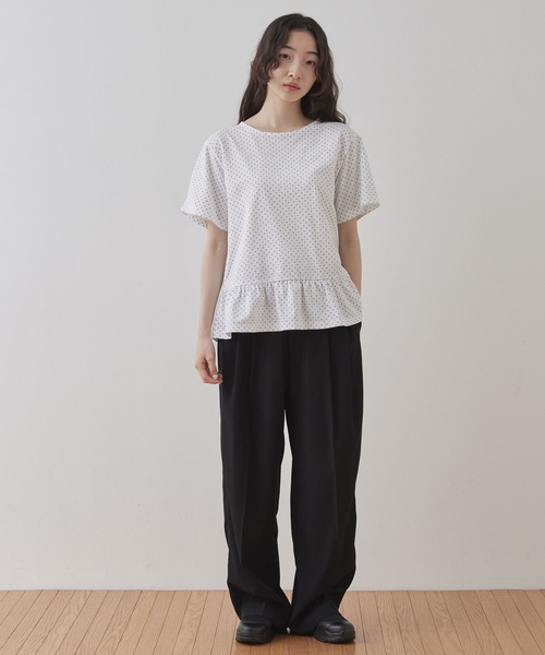 Unblend(アンブレンド)の「【Unblend】裾フリル ドット柄 ハーフスリーブTシャツ(Tシャツ/カットソー・レディース・ブラック/ホワイト・FREE)」の8枚目の写真