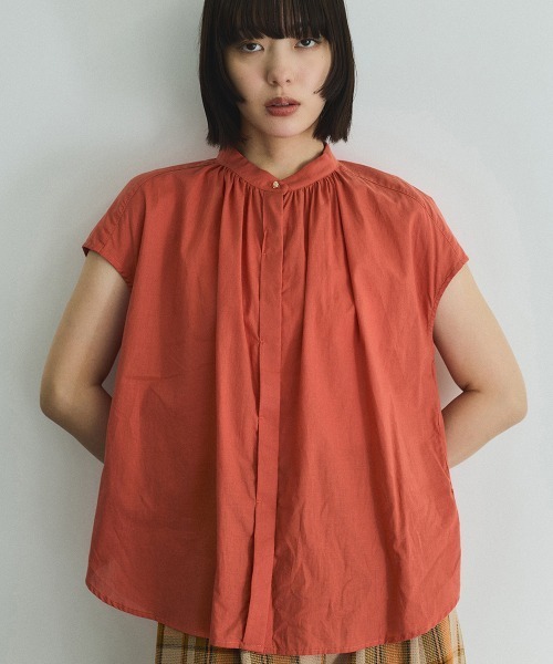 VICKY（ビッキー）の「ローンギャザータックブラウス≪洗濯機で洗える≫（シャツ/ブラウス・レディース・ブルー/ホワイト/レッド・M）」の4枚目の写真