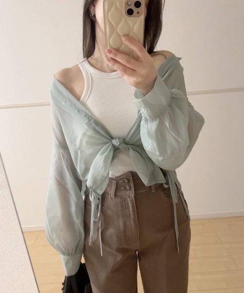 Belle Cie(ベルシー)の「透け感と脇リボンでふわふわガーリー シアーシャツトップス(シャツ/ブラウス・レディース・アイボリー/ミント/パープル/ラベンダー/ホワイト/ピンク・FREE)」の12枚目の写真