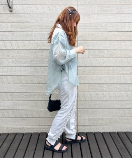 Belle Cie(ベルシー)の「透け感と脇リボンでふわふわガーリー シアーシャツトップス(シャツ/ブラウス・レディース・アイボリー/ミント/パープル/ラベンダー/ホワイト/ピンク・FREE)」の14枚目の写真