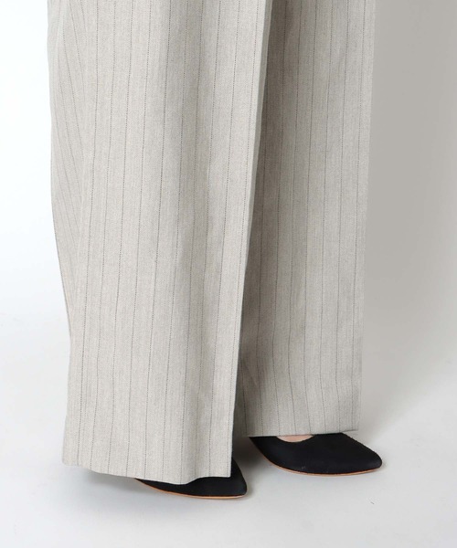 Jines（ジネス）の「リネン混ストライプリラックスパンツ（その他パンツ・レディース・ベージュ/ブラウン・38）」の13枚目の写真