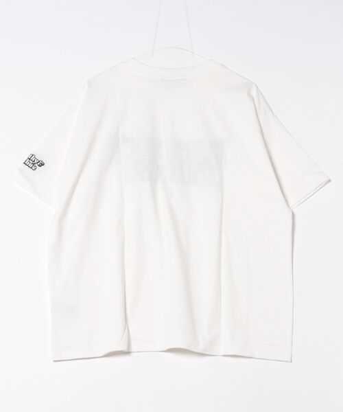 GORGE(ゴージ)の「《デニムロゴ×花刺繍》レディース 半袖Tシャツ ビッグシルエット ゆるT 春夏秋(Tシャツ/カットソー・レディース・ボルドー/スミクロ/オフホワイト・F)」の12枚目の写真