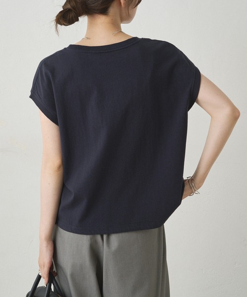 PUAL CE CIN(ピュアルセシン)の「ショート丈ロゴプリントTシャツ(Tシャツ/カットソー・レディース・オフホワイト/ネイビー・FREE)」の10枚目の写真