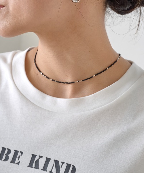 COLONY 2139（コロニートゥーワンスリーナイン）の「カラービーズネックレス（ネックレス・レディース・ブラック/ホワイト/ブラウン・FREE）」の2枚目の写真