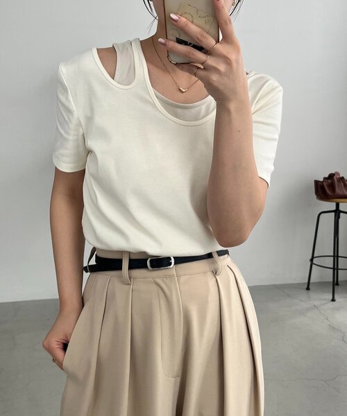 CAPRICIEUX LE'MAGE(カプリシューレマージュ)の「【1枚で着映え】レイヤードアシメネックTシャツ(Tシャツ/カットソー・レディース・グレー/ベージュ/ブラック・FREE)」の3枚目の写真