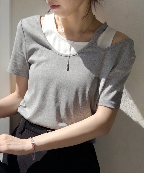 新品 タグ無しCAPRICIEUX LE'MAGE アシメギャザーTシャツ CAPRICIEUX LE'MAGE｜【新色ブラウンが登場/リバイバルアイテム