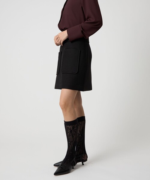 EMMEL REFINES（エメルリファインズ）の「＜EMMEL REFINES＞EM ボンディング ミニスカート（スカート・レディース・ダークグレー/ブラック・M/S）」の4枚目の写真