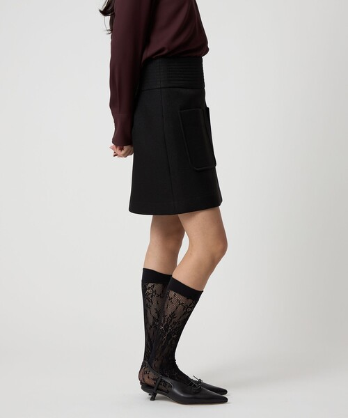 EMMEL REFINES（エメルリファインズ）の「＜EMMEL REFINES＞EM ボンディング ミニスカート（スカート・レディース・ダークグレー/ブラック・M/S）」の6枚目の写真