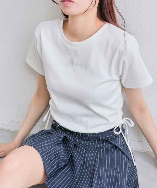 OLIVE des OLIVE(オリーブデオリーブ)の「脇ドロストテレコトップス(Tシャツ/カットソー・レディース・ブラック/ピンク/レッド/オフホワイト・FREE)」の2枚目の写真