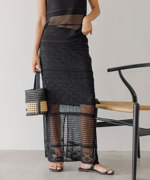 BAYFLOW（ベイフロー）の「透かし柄ニットスカート（スカート・レディース・アイボリー/ブラック・FREE）」の2枚目の写真