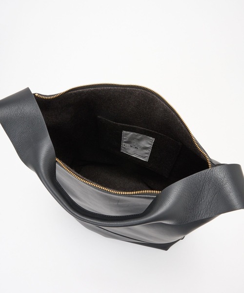 Curensology（カレンソロジー）の「Curensology(カレンソロジー)/＜ＣＳＧ＞ソフトレザーワンショルダービッグバッグ（ハンドバッグ・レディース・ブラック・FREE）」の2枚目の写真