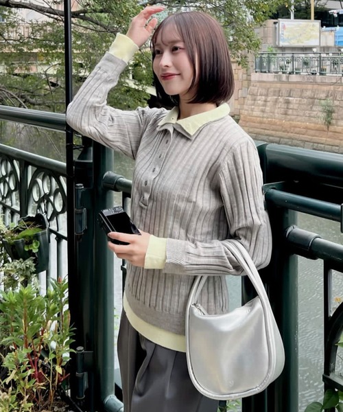 UNDOVE(アンドゥーブ)の「UNDOVE 多ボタン使い配色ニットプルオーバー (重ね着冬/ケーブルニット/セーター/UV/ストレッチ)(ニット/セーター・レディース・ネイビー/グレー/ブラック・LARGE/MEDIUM/X-LARGE)」の3枚目の写真