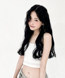 Y/lim（イリム）の「カップ付きクロップド丈配色紐キャミ（キャミソール）」