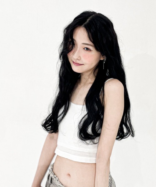 Y/lim（イリム）の「カップ付きクロップド丈配色紐キャミ（キャミソール・レディース・チャコール/ブラウン/オフホワイト・FREE）」の2枚目の写真