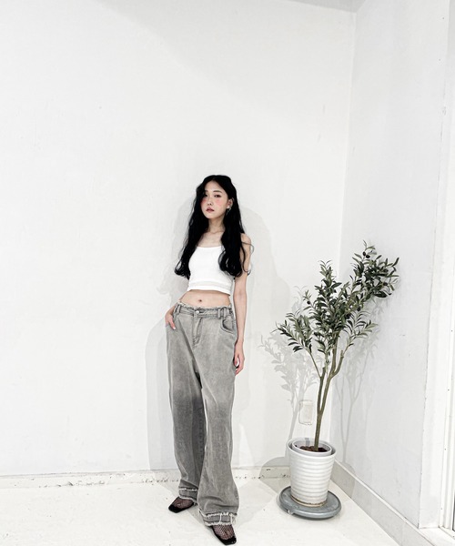 Y/lim（イリム）の「カップ付きクロップド丈配色紐キャミ（キャミソール・レディース・チャコール/ブラウン/オフホワイト・FREE）」の14枚目の写真