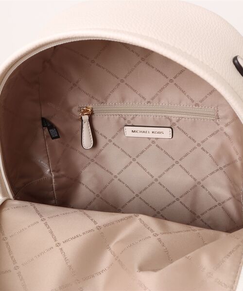 MICHAEL KORS(マイケルコース)の「SLATER MD CHAIN BKPK バックパック(バックパック/リュック・レディース・ベージュ系・FREE)」の4枚目の写真