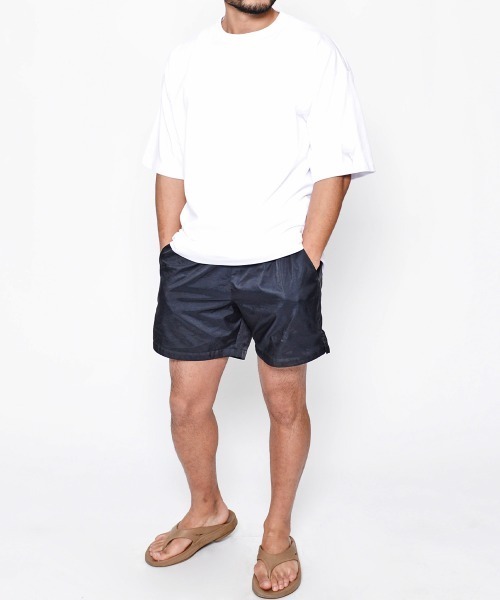 Champion(チャンピオン)の「ヘビーオンスChampion Plating Cool & Sweat Protect(Tシャツ/カットソー・メンズ・オフホワイト/ブラック/チャコール・LARGE/MEDIUM)」の13枚目の写真