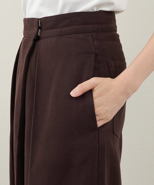 Whim Gazette（ウィムガゼット）の「ラップデニムパンツ（デニムパンツ・レディース・ブラウン/ピンク/ブルー・38/36）」の11枚目の写真