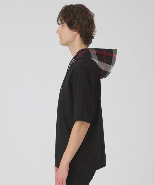 BLACK LABEL CRESTBRIDGE（ブラックレーベル・クレストブリッジ）の「【一部店舗限定】チェックフードプルオーバーパーカー（パーカー・メンズ・ブラック/オフホワイト/チャコールグレー/ベージュ系その他・S/M/L/XL）」の16枚目の写真