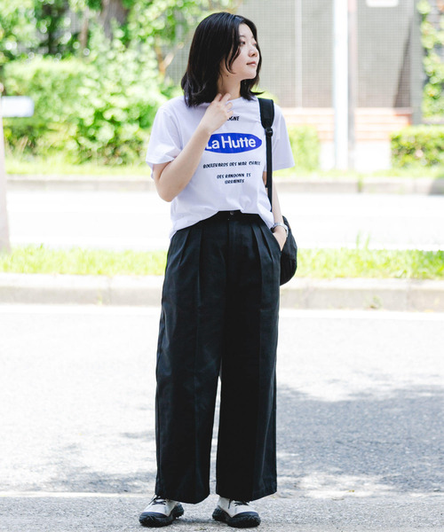 EKAL（エカル）の「『別注』La Hutte×EKAL　ロゴデザインTシャツ（Tシャツ/カットソー・レディース・ホワイト/ブラウン・ONE）」の8枚目の写真