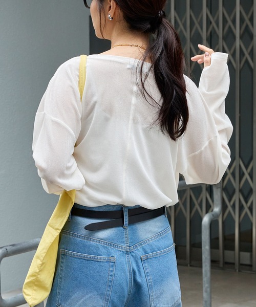 MONO-MART（モノマート）の「シアーベロアクルーネックプルオーバー（Tシャツ/カットソー・レディース・ブラック/アイボリー/ピンク/ダークブラウン/チャコール/ネイビー/サックスブルー/モカ・FREE）」の17枚目の写真