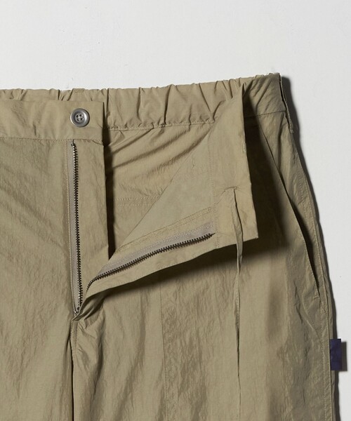 koti BEAUTY&YOUTH（コティ ビューティアンドユース）の「＜koti BEAUTY&YOUTH＞ナイロン ベイカー パンツ（その他パンツ・メンズ・ネイビー/ベージュ・L/M/S）」の7枚目の写真